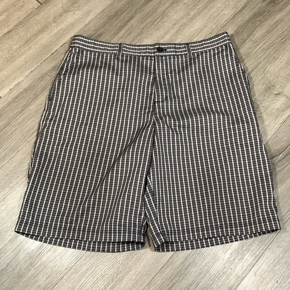 Adidas Navy Blue Plaid Flat Front Golf Shorts size 36 - Picture 1 of 8